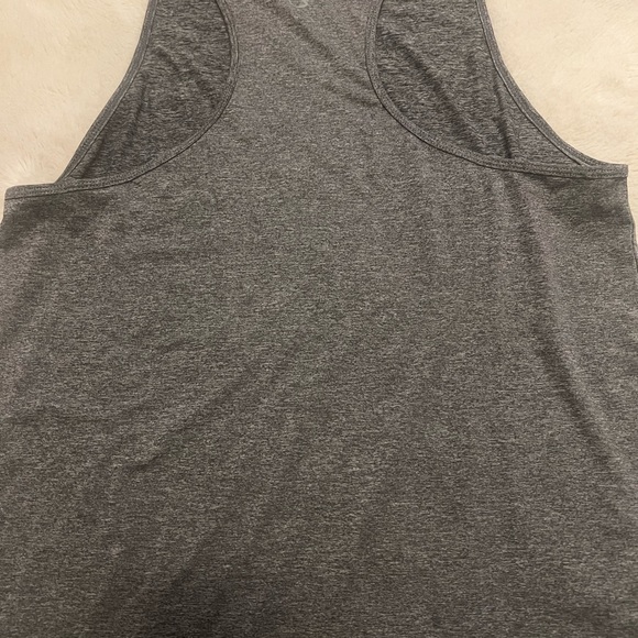 Three tank top bundle! - Picture 8 of 10